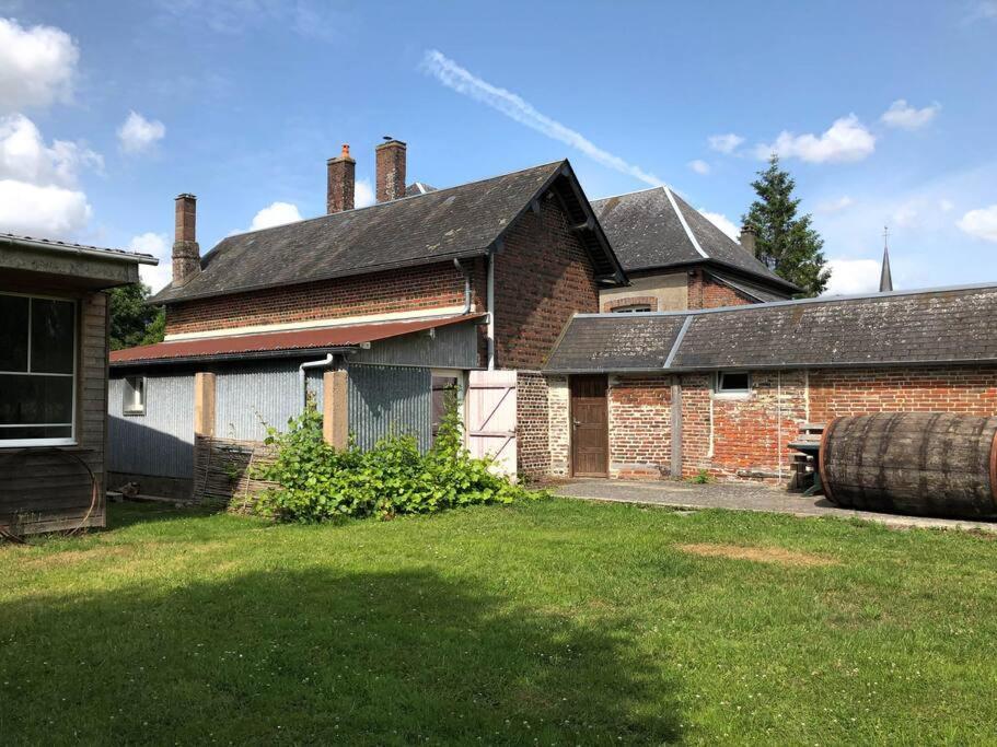 Gite Au Coeur D'Une Residence D'Artiste Saint-Aubin-de-Bonneval Экстерьер фото