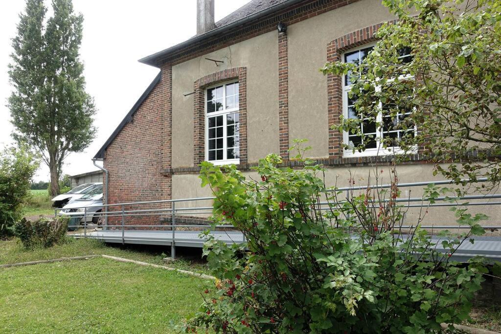 Gite Au Coeur D'Une Residence D'Artiste Saint-Aubin-de-Bonneval Экстерьер фото